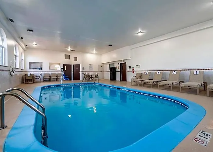 Comfort - Bolingbrook 4* Romeoville