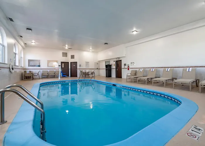 Comfort - Bolingbrook 4* Romeoville